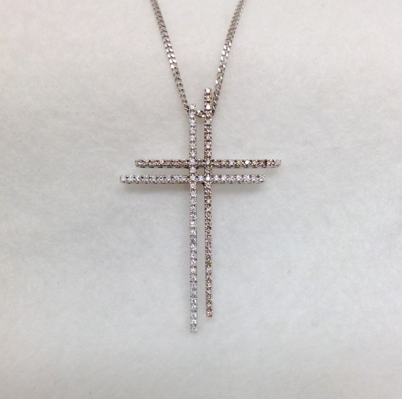 Offset Cross Chain Miltons Jewellers
